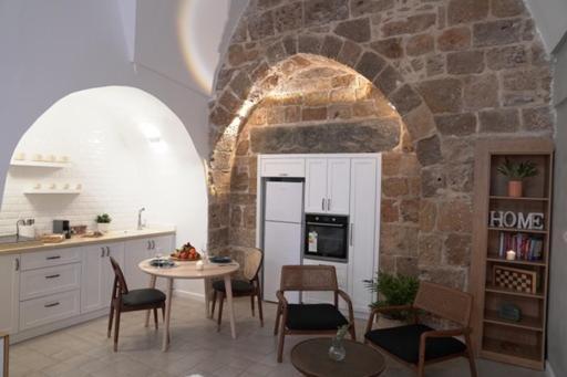 Hotel Beit-Sitti Acre Esterno foto